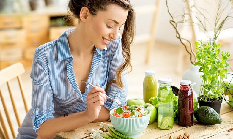 girl eating salad